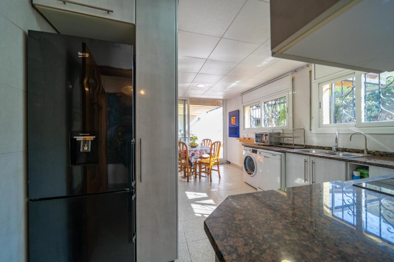 Villa Lux Gallery, Ideal Familias O Grupos Con Piscina & Aircon Lloret de Mar Exterior photo
